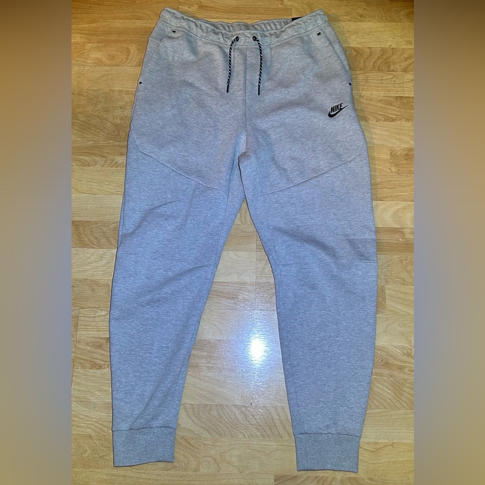 Brand New Mens Tech Fleece Sportswear Jogger Pants Sz L!!